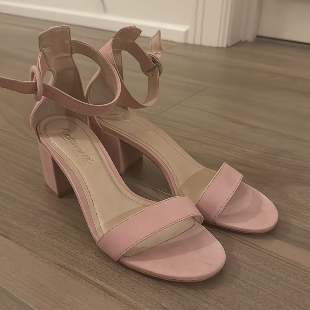 L’Intervalle pale pink heels - size 10